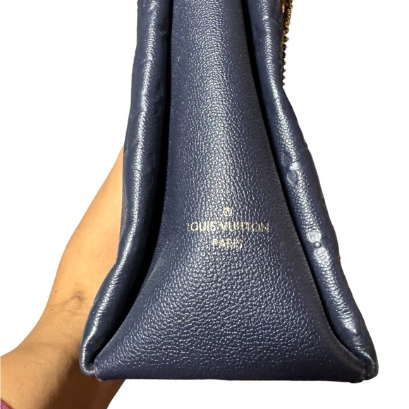 Sold.   LOUIS VUITTON Navy Red
Surene Mm Marine Rouge Monogram Empreinte - Picture 3 of 10